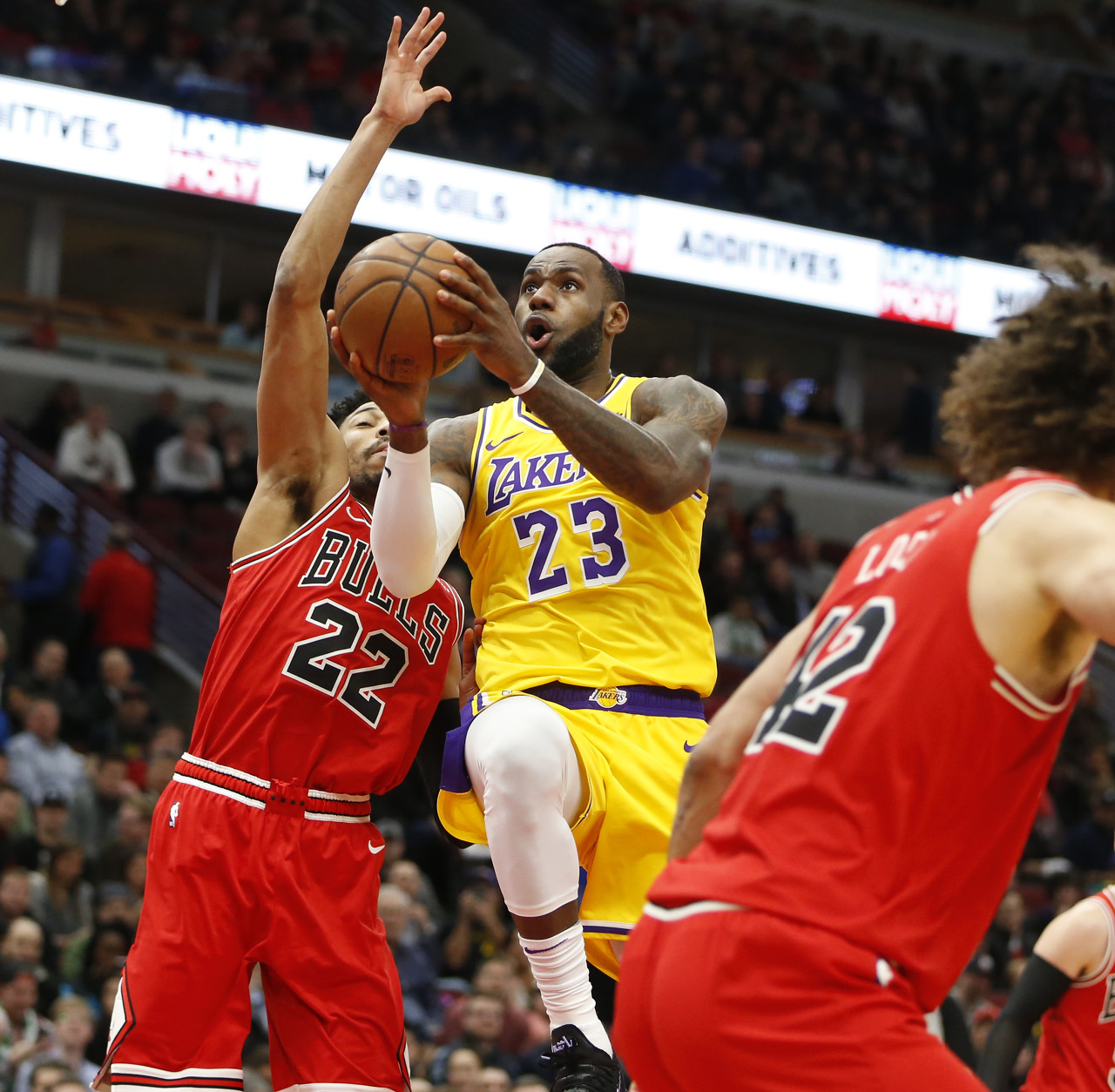 nba直播在线观看免费湖人对公牛-回看nba直播录像湖人对公牛